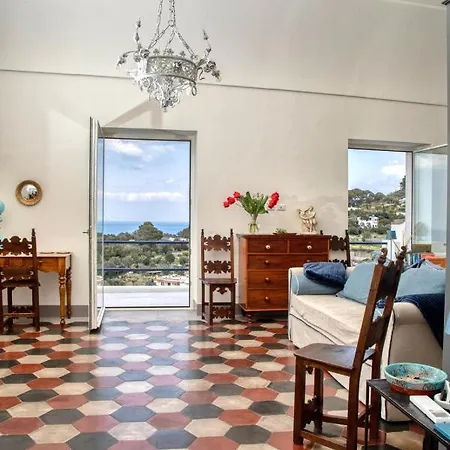 Casa Cantasol - كابري